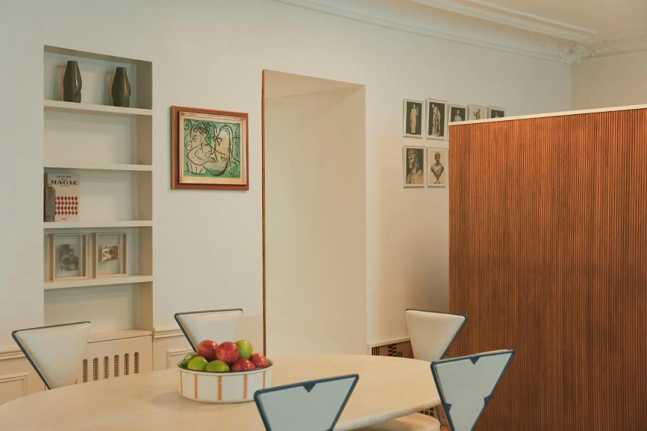 Pied A Terre Palestro Apartment Paris France
