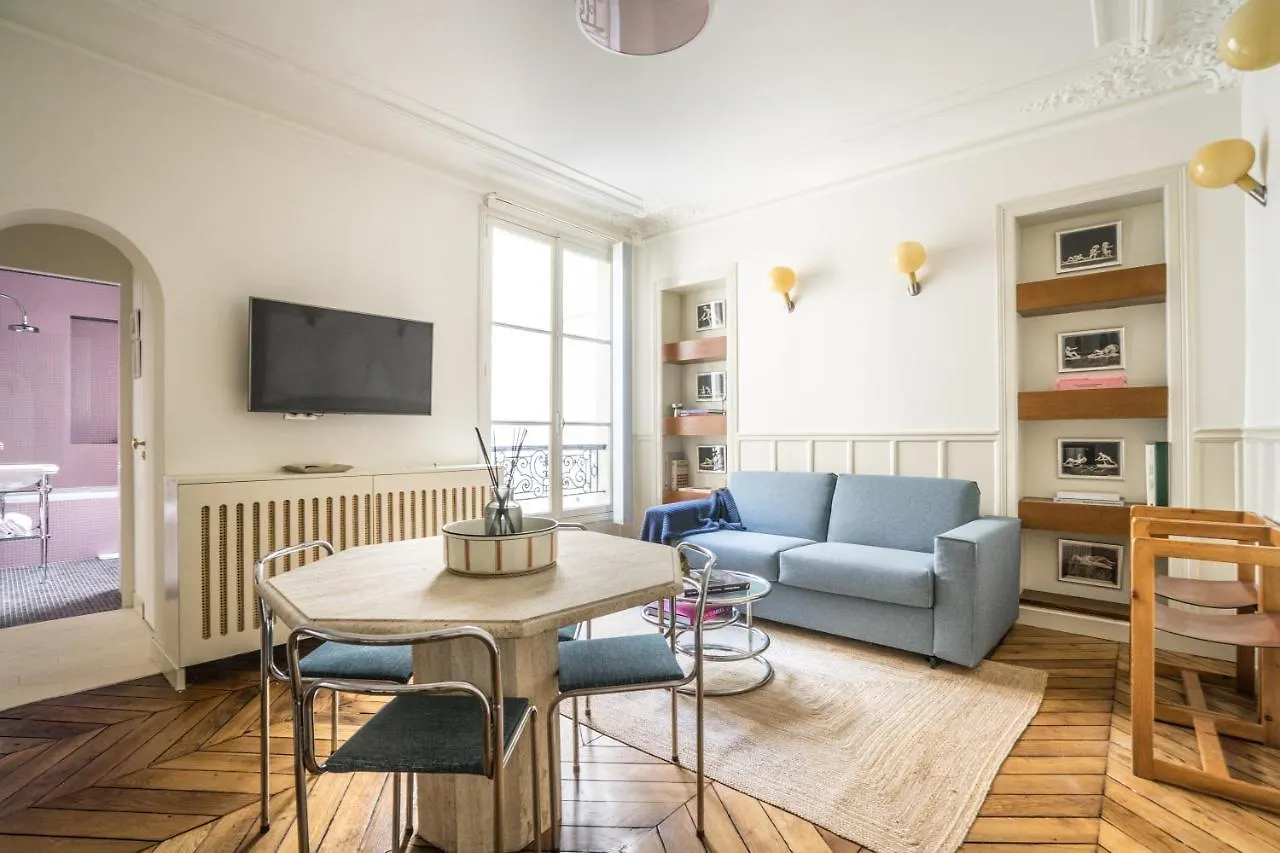Ferienwohnung Pied A Terre Palestro Paris Apartment