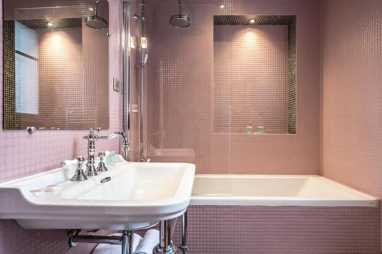 Apartment Ferienwohnung Pied A Terre Palestro Paris